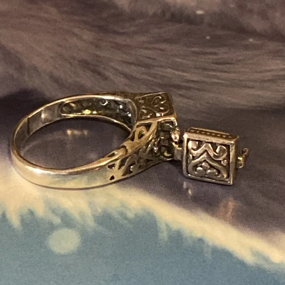 Silver square heart poison rings 925 size 8 and 6.5 - Picture 6 of 14